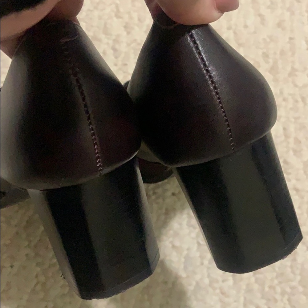Liz Baker Plumb Colored Heels - Picture 4 of 6